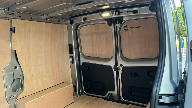 Renault Trafic Swb Diesel SL30 Blue dCi 130 Extra [Safety] Van